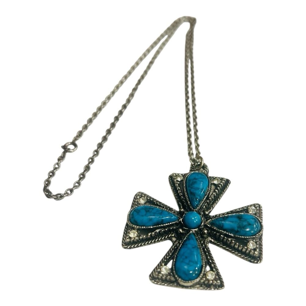 Vintage 1960s Zuni Style Faux Turquoise Maltese Cross Necklace Silver Tone 12”